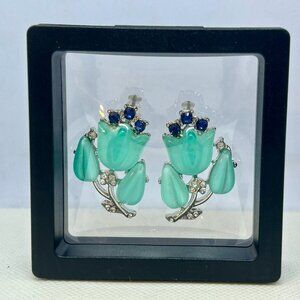 NEW! DURACHIE ~ABSOLUTELY STUNNING TULIP  FLOWERS  AQUA BLUE  CRYSTAL EARRINGS
